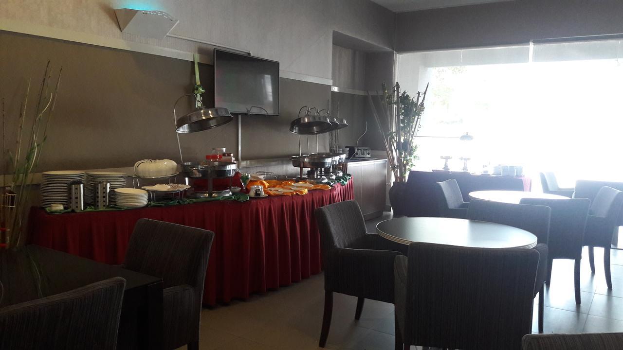 Kosma Business Hotel Куантан Екстер'єр фото